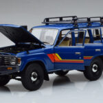 Toyota Land Cruiser 60 Blå Med Tillval Kyosho 1:18 - image 2 of 11