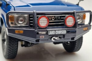 Toyota Land Cruiser 60 Blå Med Tillval Kyosho 1:18 08956XBL Metall — bild 8 av 11