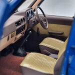 Toyota Land Cruiser 60 Blå Med Tillval Kyosho 1:18 - image 10 of 11