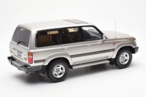 Toyota Land Cruiser HDJ80 Beige Metallic Otto 1:18 OT438 Resin — bild 2 av 6