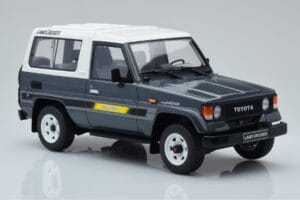 Toyota Land Cruiser LJ73 Grå Otto 1:18 OT437 Resin — bild 4 av 6