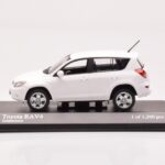 Toyota RAV4 XA30 Vit Minichamps 1:43