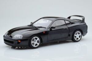 Toyota Supra A80 Svart LCD 1:18 LCD18020-BL