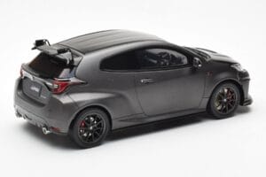 Toyota GR Yaris Circuit Package Svart Otto 1:18 OT1046 Metall — bild 2 av 6