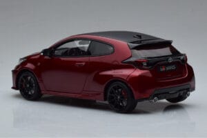 Toyota GR Yaris Röd Otto 1:18 OT1003 Resin — bild 5 av 6