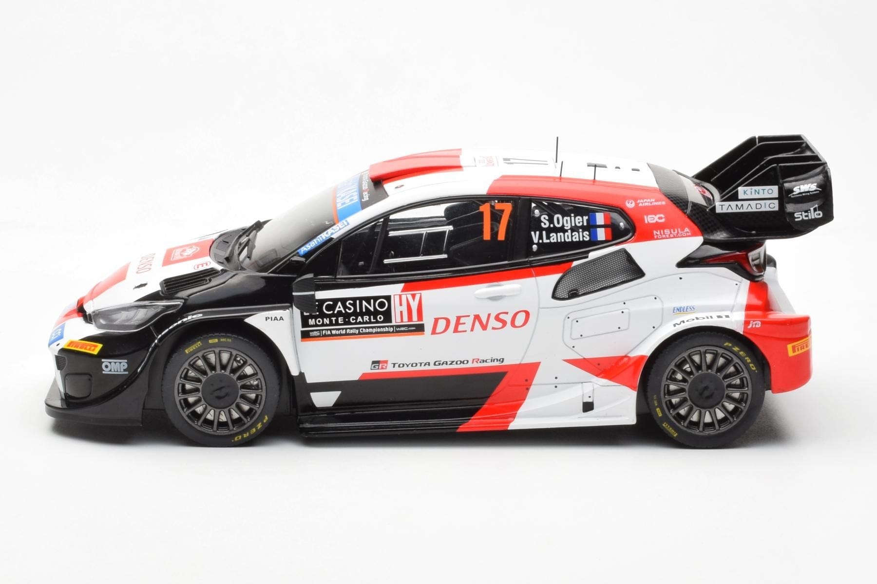 Toyota GR Yaris Rally1 #17 S. Ogier / B. Veillas Rally Monte Carlo 2023 IXO 1:18 18RMC152A Metall — bild 3 av 6