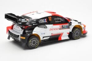 Toyota GR Yaris Rally1 #17 S. Ogier / V. Landais Safari Rally Kenya 2023 IXO 1:18 18RMC173A Metall — bild 2 av 6