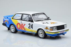 Volvo 240 Turbo Beckers #24 P.G. Andersson Nurburgring 1985 IXO 1:18 18RMC105A Metall — bild 4 av 6