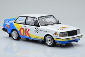Volvo 240 Turbo Beckers #33 Andersson / Petersson / Linder ETCC Zolder 1985 IXO 1:18 18RMC105B Metall — bild 4 av 6