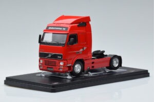 Volvo FH12 Röd IXO 1:43 TR123