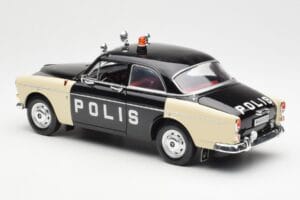 Volvo P121 Polis Revell 1:18 8904 Metall — bild 7 av 8