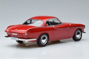 Volvo P1800 Röd Norev 1:18 188700 Metall — bild 2 av 6