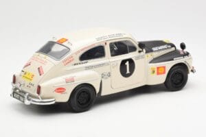 Volvo PV 544 Rally Revell 1:18 8922 Metall — bild 3 av 8