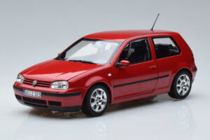Volkswagen Golf Mk4 Röd Norev 1:18