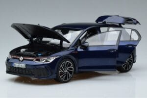Volkswagen Golf GTI Mk8 Blå Norev 1:18 188594 Metall — bild 2 av 7