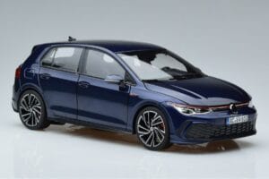 Volkswagen Golf GTI Mk8 Blå Norev 1:18 188594 Metall — bild 5 av 7