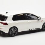 Volkswagen Golf GTI Mk8 Clubsport Vit Otto 1:18 - image 2 of 6