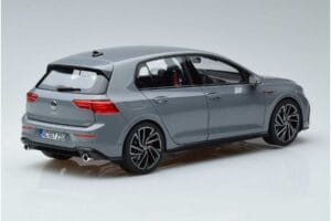 Volkswagen Golf GTI Mk8 Norev 1:18 188590 Metall — bild 3 av 7