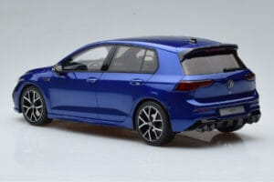 Volkswagen Golf Mk8 R Blå Otto 1:18 OT413 Resin — bild 5 av 6