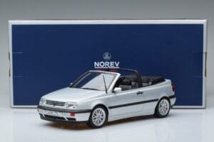 Volkswagen Golf Mk3 Cabriolet Silver Norev 1:18 188468 Metall — bild 6 av 6