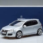 Volkswagen Golf GTI Mk5 Pirelli Edition Silver Norev 1:18 188425 Metall - image 7 of 7
