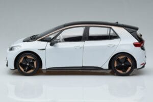 Volkswagen ID.3 Vit FAW 1:18 ZVN000001WEI Metall — bild 4 av 7