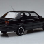 Volkswagen Jetta Mk2 Svart Otto 1:18 - image 2 of 6