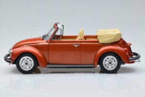 Volkswagen Beetle 1303 Cabriolet Orange Norev 1:18 188526 Metall — bild 3 av 6