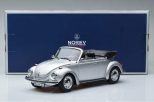 Volkswagen Beetle 1303 Cabriolet Silver Norev 1:18 188530 Metall — bild 6 av 6