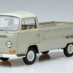 Volkswagen T2a Pickup 50-årsjubileumsutgåva Schuco 1:18 450019800 Metall