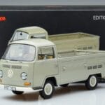 Volkswagen T2a Pickup 50-årsjubileumsutgåva Schuco 1:18 450019800 Metall - image 7 of 7