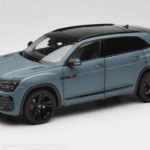 Volkswagen Teramont X Grå FAW 1:18 ZVB000003B Metall
