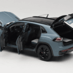 Volkswagen Teramont X Grå FAW 1:18 ZVB000003B Metall - image 5 of 8