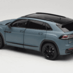 Volkswagen Teramont X Grå FAW 1:18 ZVB000003B Metall - image 7 of 8