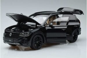 Volkswagen Touareg CR Svart FAW 1:18 LTC761021BLA Metall — bild 2 av 7