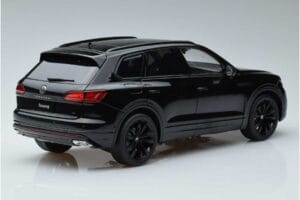 Volkswagen Touareg CR Svart FAW 1:18 LTC761021BLA Metall — bild 3 av 7
