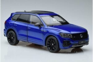 Volkswagen Touareg CR Blå FAW 1:18 LTC761021BLU Metall — bild 5 av 7