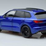 Volkswagen Touareg CR Blå FAW 1:18 LTC761021BLU Metall - image 6 of 7