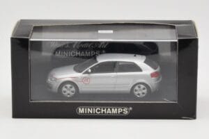 Audi A3 8P Silver Prototyp Minichamps 1:43 5010503013 Metall — bild 4 av 4