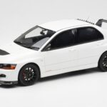 Mitsubishi Lancer Evo VIII MR FQ-400 Vit Otto 1:18