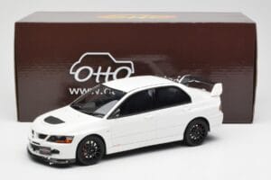 Mitsubishi Lancer Evo VIII MR FQ-400 Vit Otto 1:18 OT777 Resin — bild 6 av 6