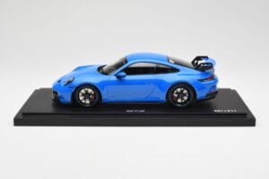 Porsche 911 992 GT3 Shark Blå Minichamps 1:18 WAP0211490M003 Resin — bild 3 av 7