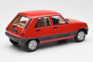 Renault 5 GTL Röd Otto 1:18 OT1147 Resin — bild 2 av 6