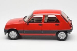 Renault 5 GTL Röd Otto 1:18 OT1147 Resin — bild 3 av 6