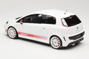 Abarth Punto 199 Esseesse Vit Otto 1:18 OT460 Resin — bild 5 av 6
