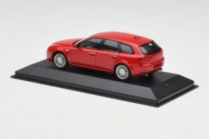 Alfa Romeo 159 Sportwagon Alfa Röd Minichamps 1:43 400120511 Metall — bild 3 av 4