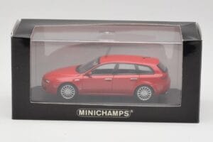 Alfa Romeo 159 Sportwagon Alfa Röd Minichamps 1:43 400120511 Metall — bild 4 av 4