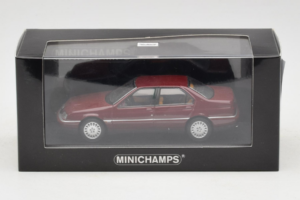 Alfa Romeo 164 3.0 Super V6 Mörkröd Minichamps 1:43 436120700 Metall — bild 4 av 4