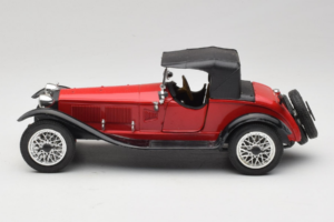 Alfa Romeo 6C 1750 Alfetta Röd Polistil 1:18 PL001 Metall — bild 4 av 8