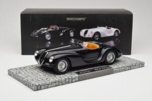 Alfa Romeo 6C 2500 SS Corsa Spider Svart Minichamps 1:18 107120231 Metall — bild 6 av 6